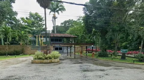 Casa c/ 274,00m², 04qtos no Cond. Privê Country, em Aldeia